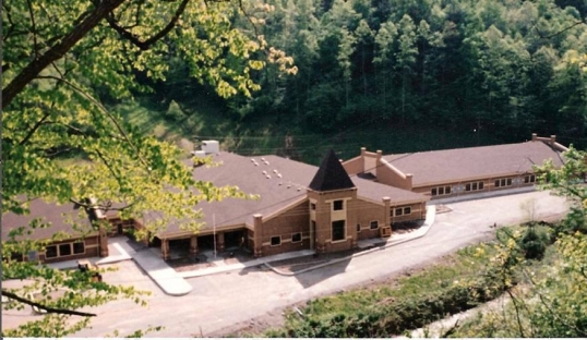 Cordia School, on Lotts Creek in Knott County, Kentucky, has a history of helping disadvantaged students. Its quiet, rural setting is a stark contrast to the violence some of the school’s out-of-state and international students experience at home, Rhodes said. (Photo from Daily Yonder)