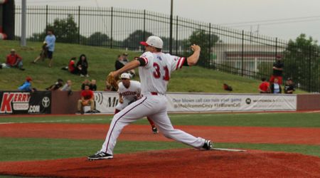 Casey Henn ran his scoreless innings streak to 19 and two thirds before the Aviators got an unearned run in the seventh (Freedom Photo by Toni Hanson)