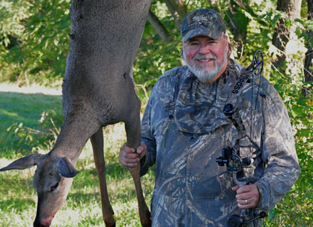 Kentucky’s 2015-16 archery deer season has not been open for two weeks and hunters are already posting impressive harvest numbers. Deer are not as wary as they become later in the season, and are preoccupied with feeding, as the acorns begin to drop (Photo by John B. Lander)