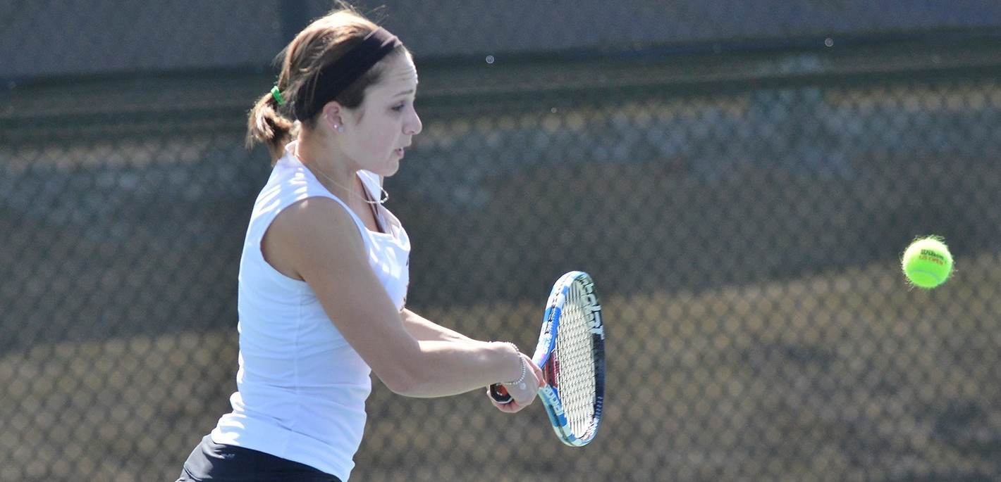 Four of NKU's singles players including Klara Skopac, Danielle Donahue, Nicole Soutar and Sierra Nellessen did not drop a game against Thomas More, as they each cruised to a pair of 6-0 victories (NKU Athletics Photo)