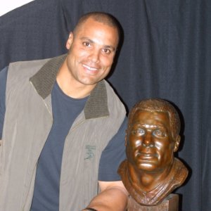 Former UK defensive catalyst Art Still formally inducted into College Football Hall of Fame Tuesday