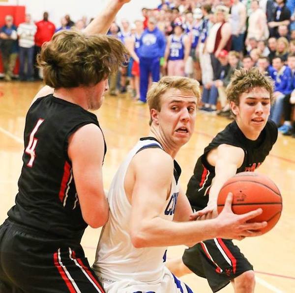 CovCath defense puts clamps on Holy Cross in 35th District boys’ basketball final