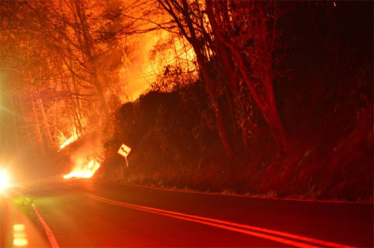 Wildfires continue in eastern Kentucky, threatening safety and air