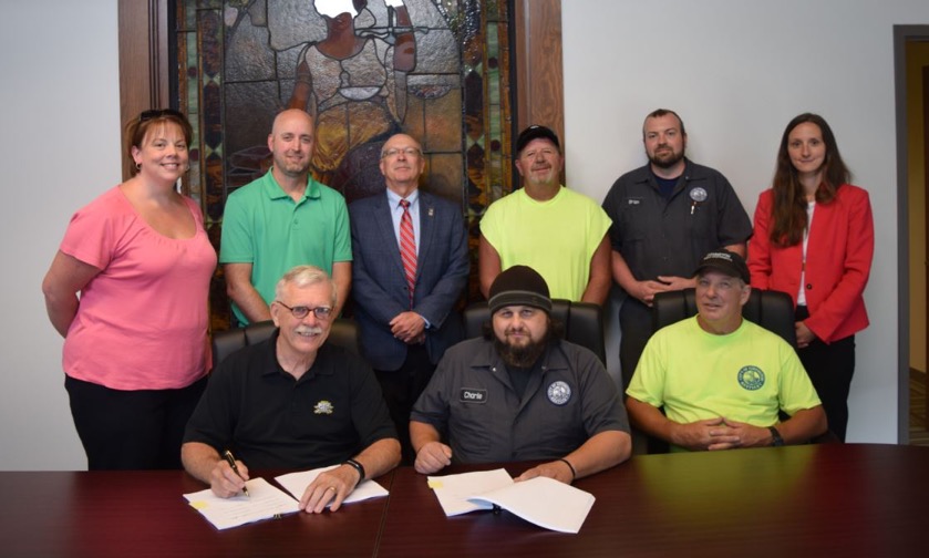 City of Covington signs working agreement with AFSCME Union; negotiations began in late 2015
