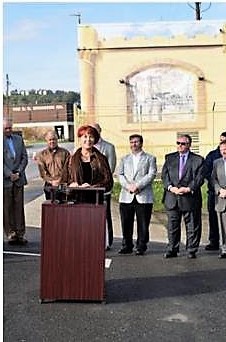 Mural commemorating 1937 Ohio River flood dedicated at West River Center Blvd in Covington