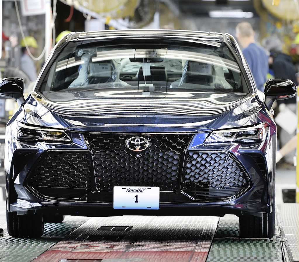 Toyota out of starting gate with all-new, diverse 2019 Avalon at the Georgetown production plant