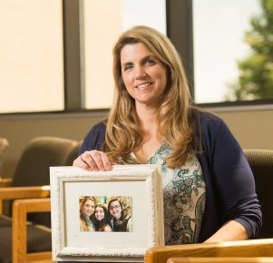 SmartHealth: St. Elizabeth employee knows from experience information a key to conquering cancer