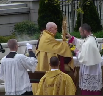 On Divine Mercy Sunday, Bishop Foys presided over a blessing of the City and Diocese, for an end to the pandemic