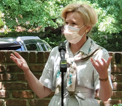 White House virus coordinator meets with Kentucky leaders; Beshear says new restrictions coming