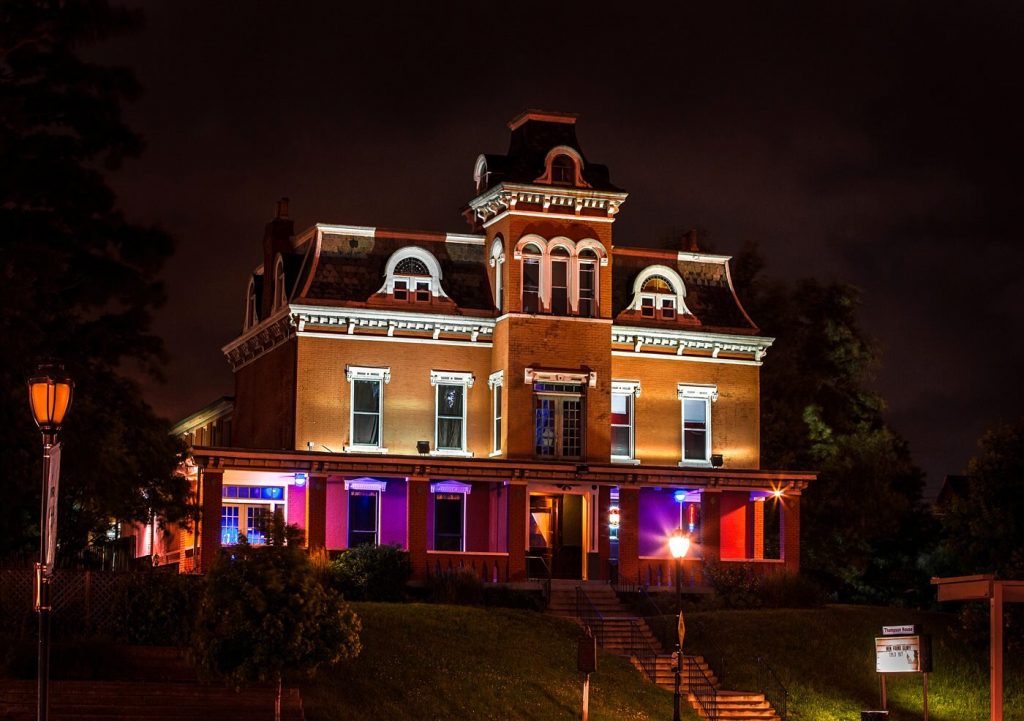 Our Rich History 200+ years of Southgate/Thompson House in Newport