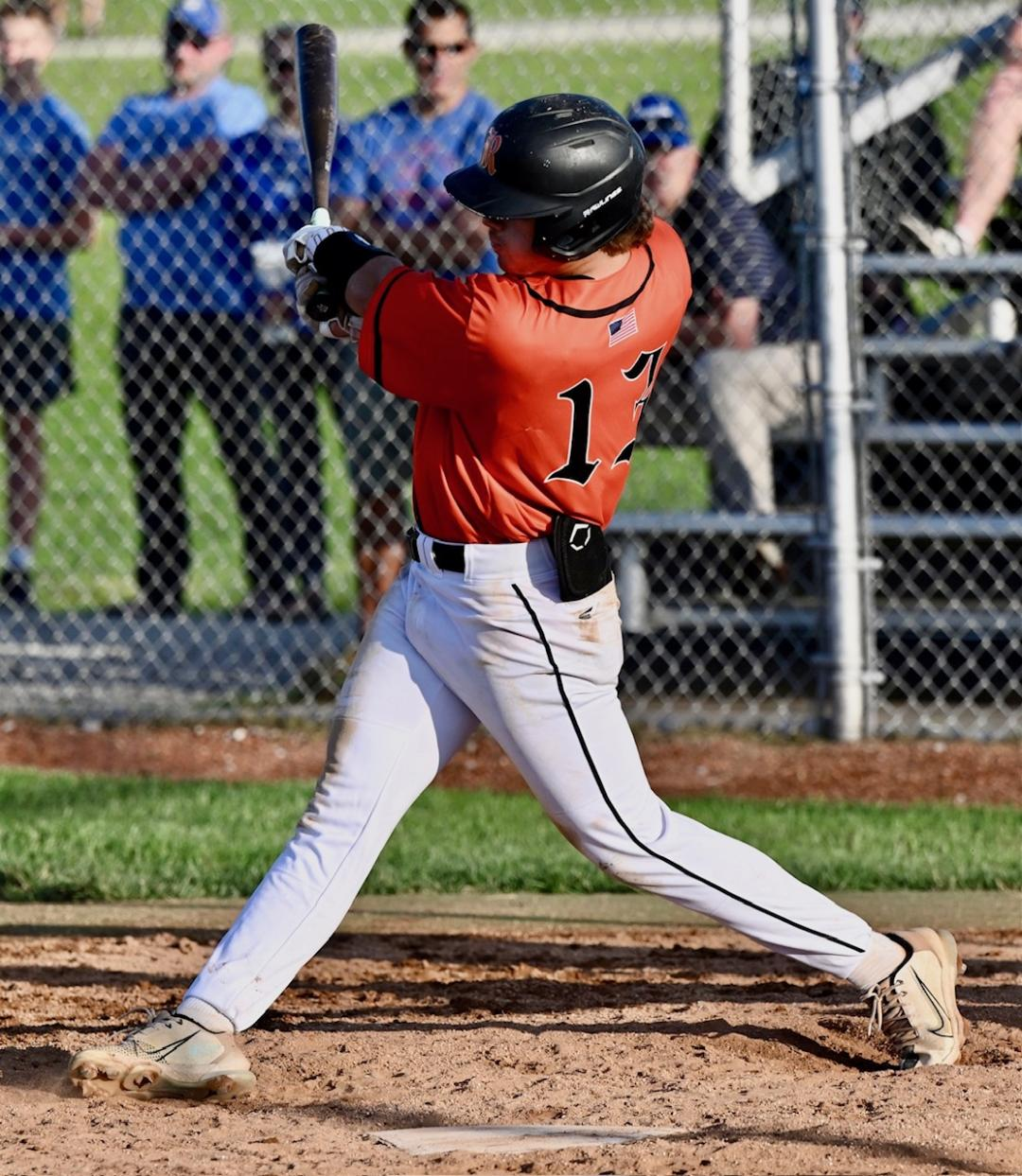 Ryle's Raiders make it happen on one final swing against CovCath in 9th Region's top two battle - NKyTribune - Vimarsana News