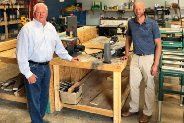 Enzweiler Building Institute receives $50,000 gift from Kreutzjans family to support scholarships