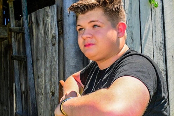Country music singer Alex Miller named newest ambassador for KDA’s Kentucky Proud program