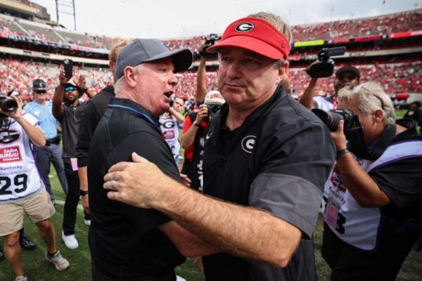 Georgia hands Wildcats 8th straight Southeastern Conference loss; Mark Stoops denies buyout report