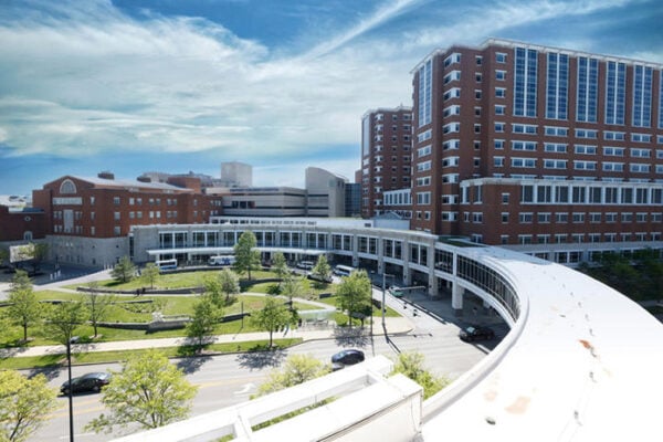 UK Board of Trustees says university must be ‘partner-of-choice’ in using AI to advance Kentucky
