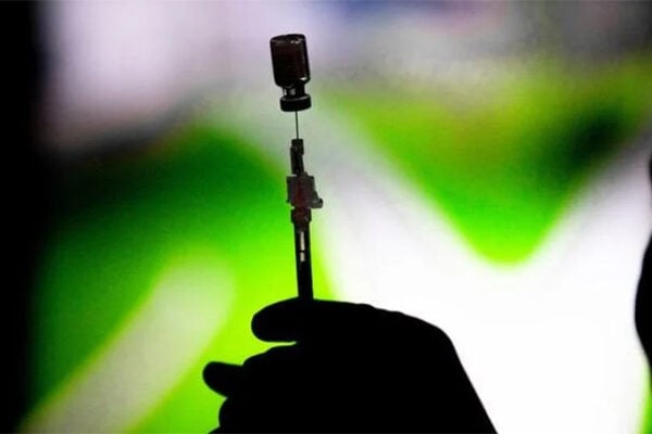 Public Health officials urge Kentuckians to take precautions, get vaccinated as flu season begins