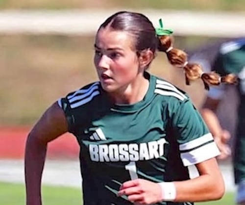 Brossart girls soccer team extends winning streak with 5-0 victory over Scott in 10th Region final